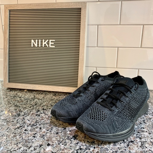 Nike Flyknit Racer Running Shoe - Black Unisex - Picture 2 of 5
